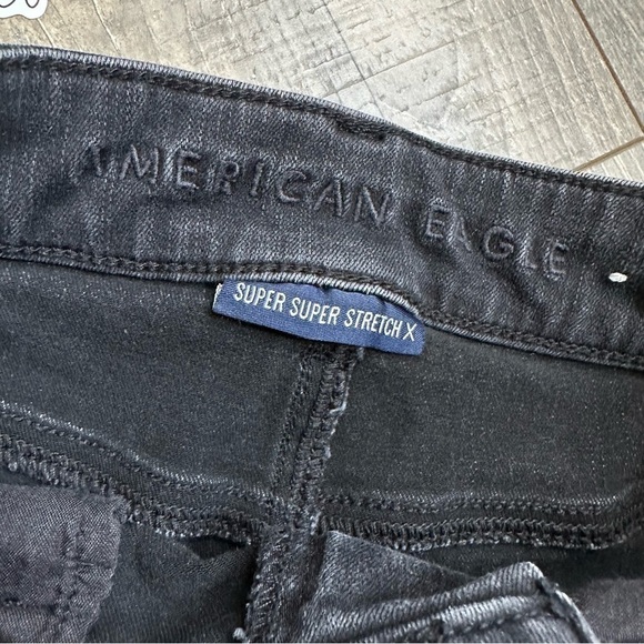 EU American Eagle Outfitters Black Lace Hi-Rise Shorties - Picture 5 of 8